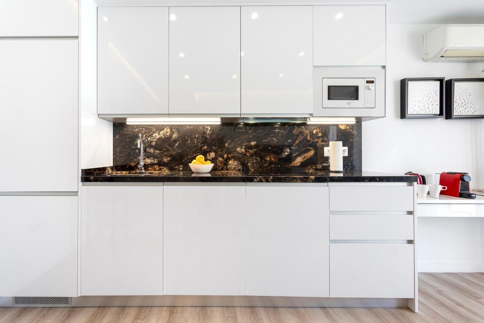 Precioso Apartamento Con Terraza En La Nogalera By Rent Me 托雷莫利诺斯 外观 照片