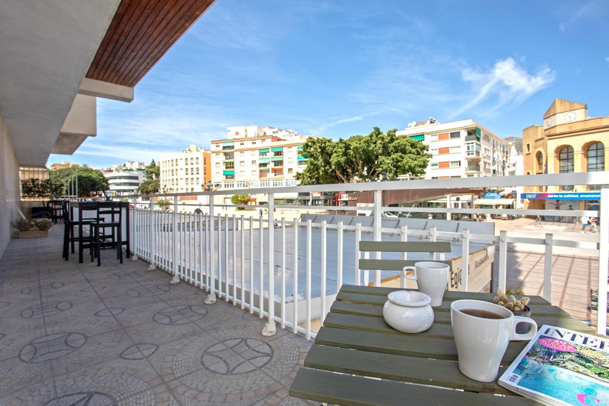Precioso Apartamento Con Terraza En La Nogalera By Rent Me 托雷莫利诺斯 外观 照片