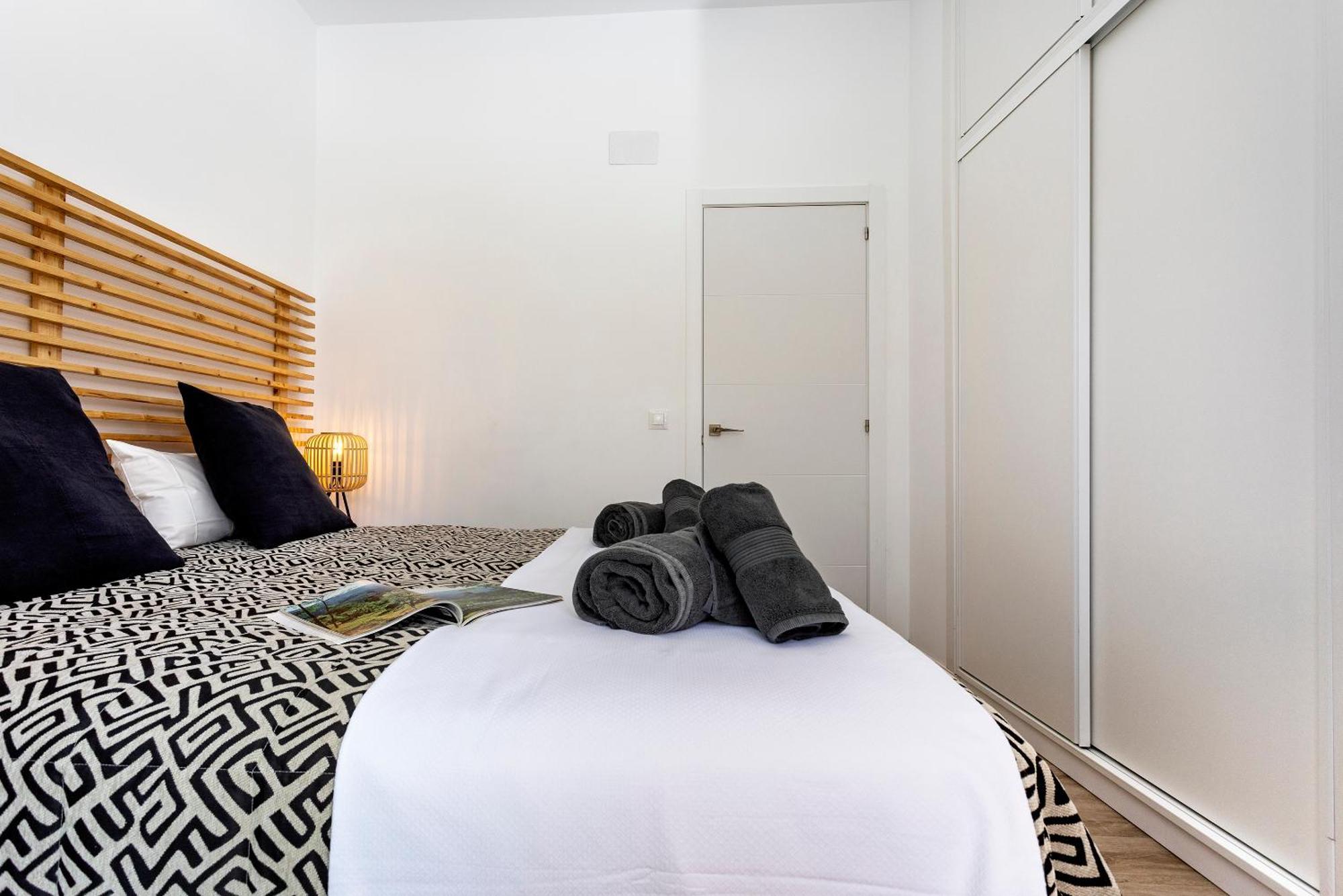 Precioso Apartamento Con Terraza En La Nogalera By Rent Me 托雷莫利诺斯 外观 照片