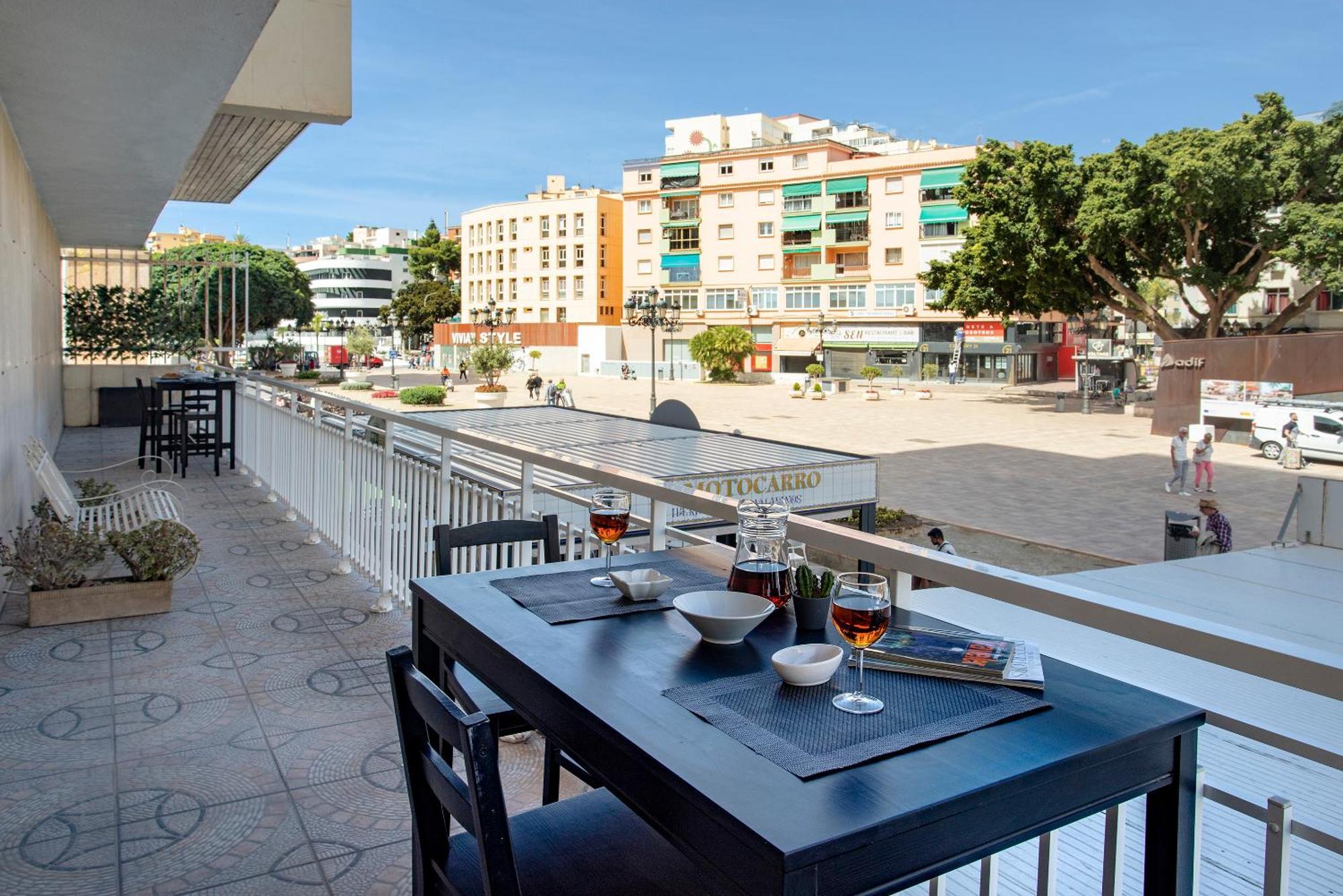 Precioso Apartamento Con Terraza En La Nogalera By Rent Me 托雷莫利诺斯 外观 照片